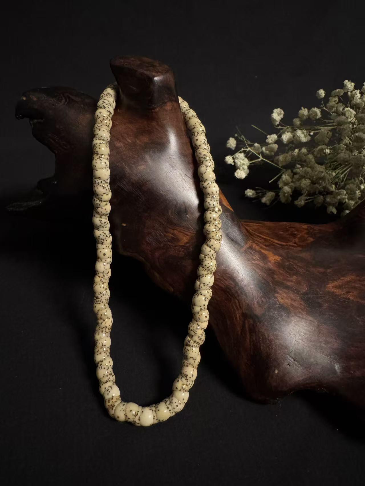 零元拍：小鼻噶超润超可爱原生态星月菩提 石玉小肠6MM