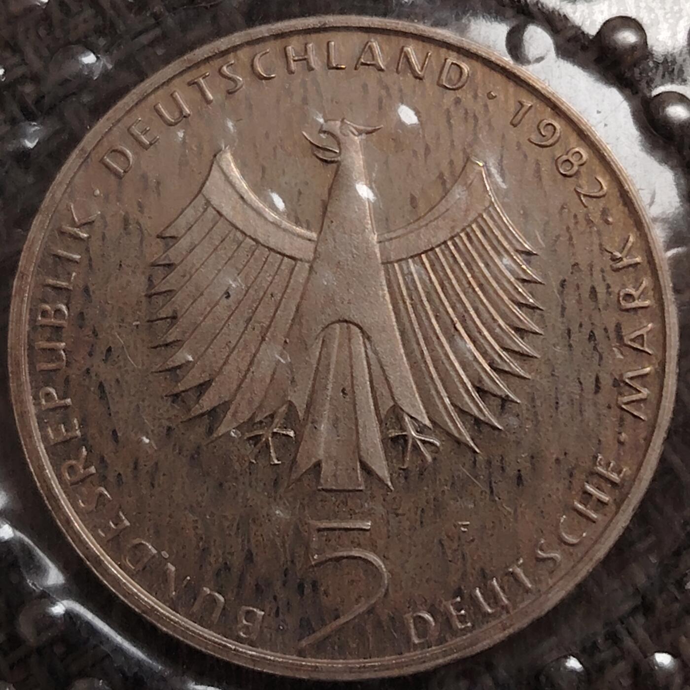 布加迪🐬～世界钱币(上海)🌾第 277 期 /  各国套币和散币 德国🇩🇪