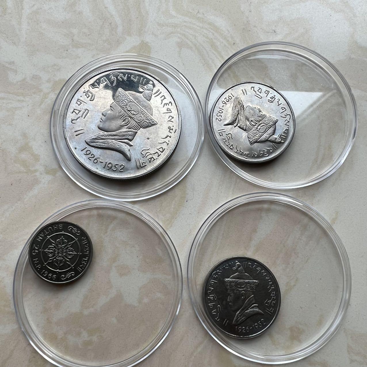 不丹 1966 精制 套币 Royal Mint 发行6000套 盒子旧 原图原物