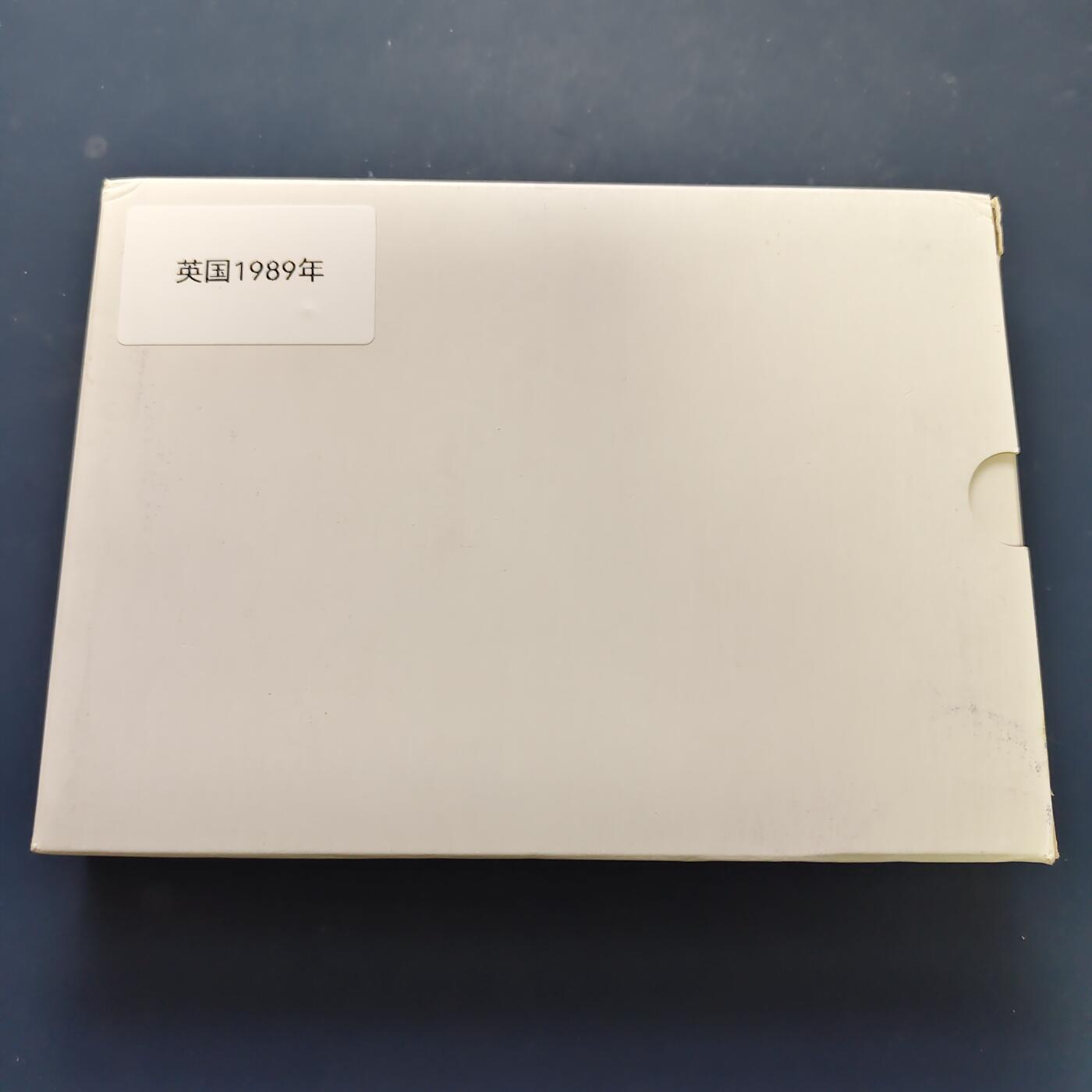 【全场包邮】纯粹捡漏拍507场-持续更新中 英国1989年官方蓝本精制套币-盒证全-含2镑权利法案300周年2枚全套+1镑四邦国花系列苏格兰蓟花