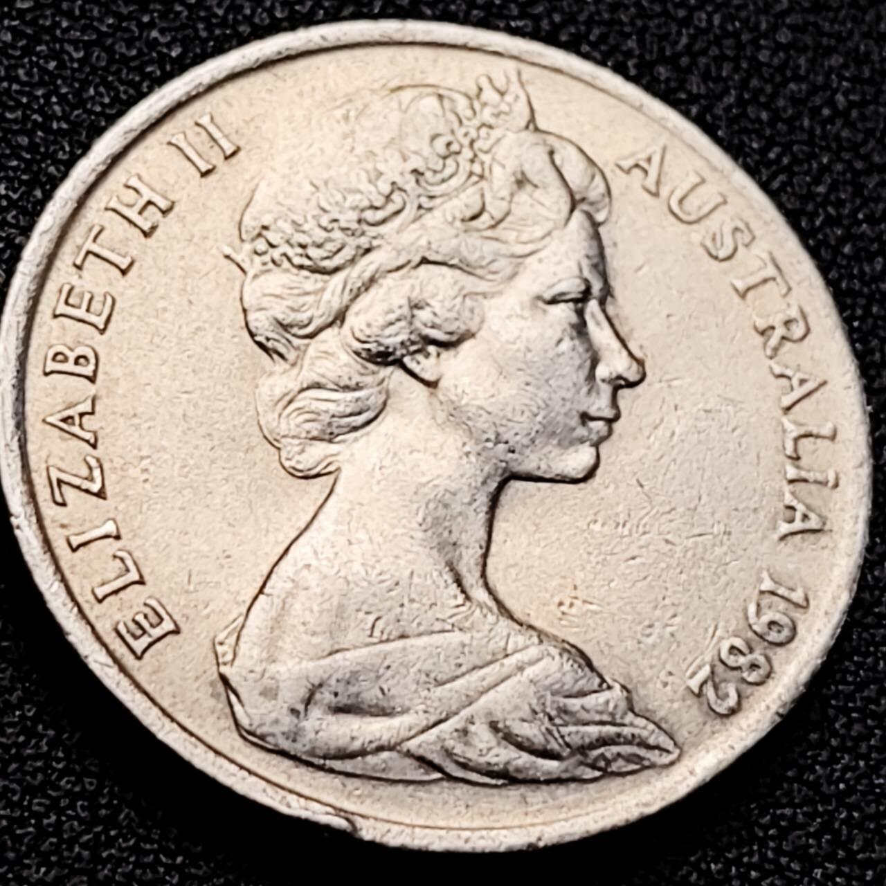 泉币菌-第200场- 新年快乐 新年第8场 本场拍品多 请提前出价（正月十五统一发货） 。