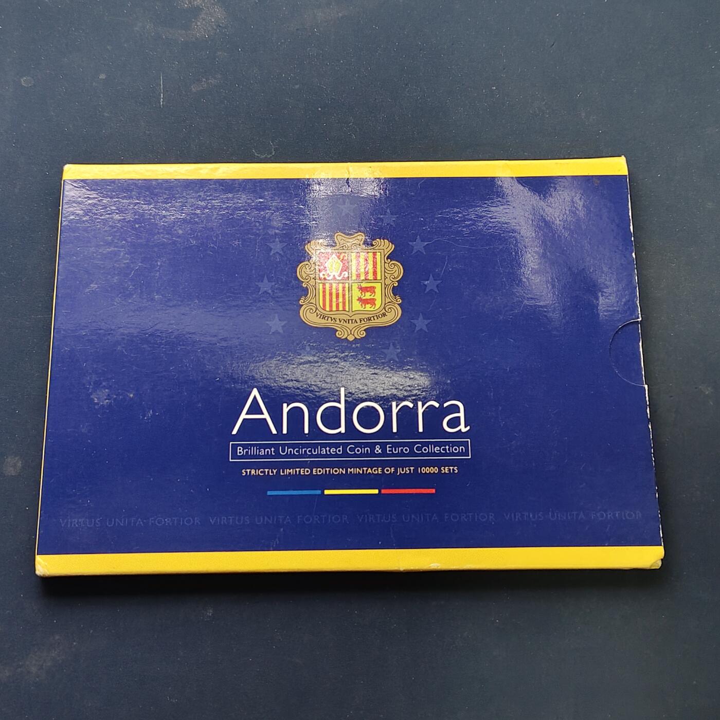 【全场包邮】纯粹捡漏拍506场-持续更新中 安道尔2002年官方套币-含法国西班牙分享当年流通1欧元版本