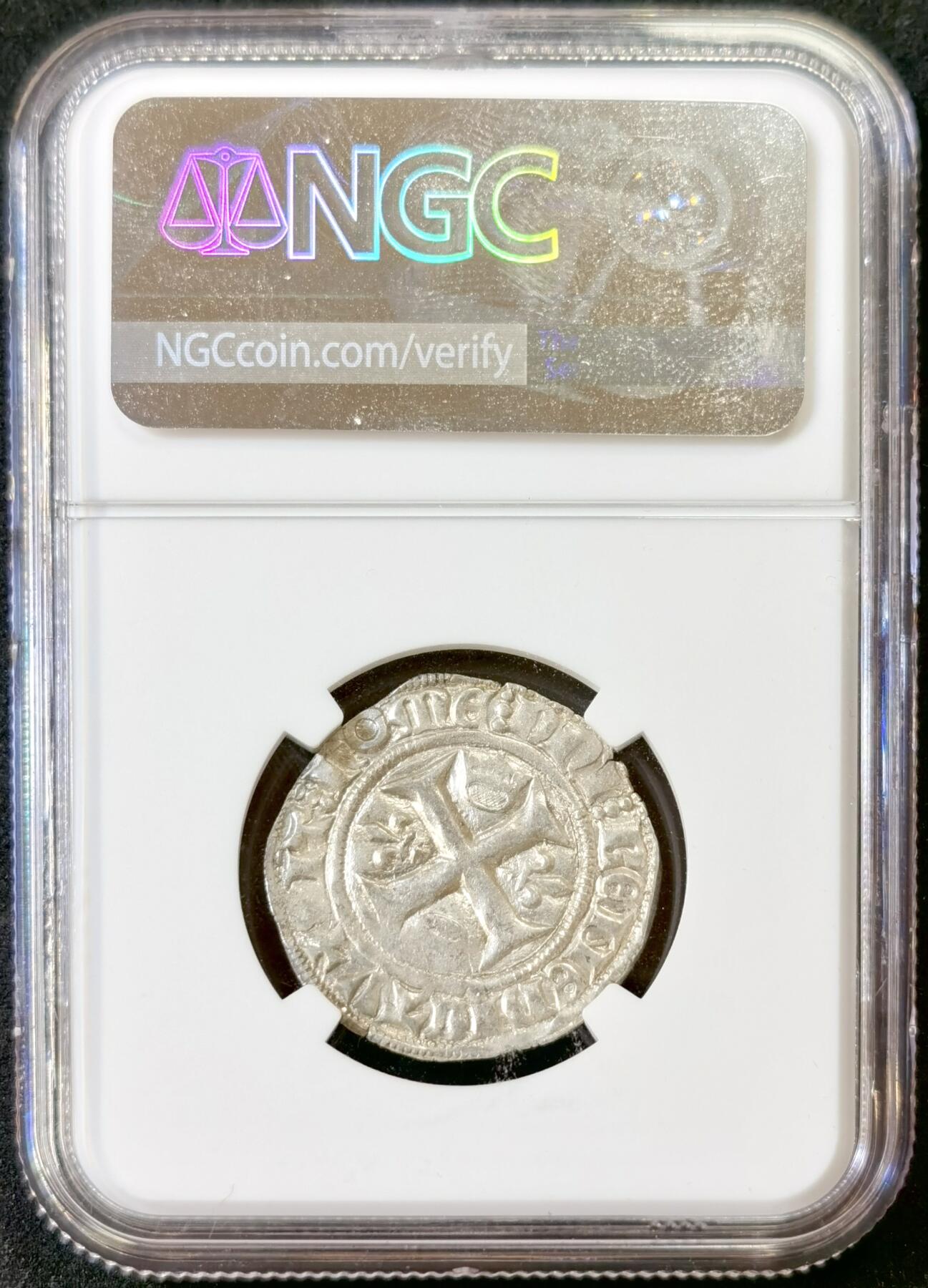 甄臻铺-世界币章拍卖（第52期），甄品场拍品征集中，送拍享返佣金等优惠多多 NGC-MS63 中世纪英法百年战争期间，法国查理六世打制银币，NGC中世纪特殊标签，疯王查理，亚军分更高分仅一枚，绝对的收藏级，全网仅见的分数，银光乍现，打制币能有此状态非常不易，之前的AU58就拍出了近3000元的价格