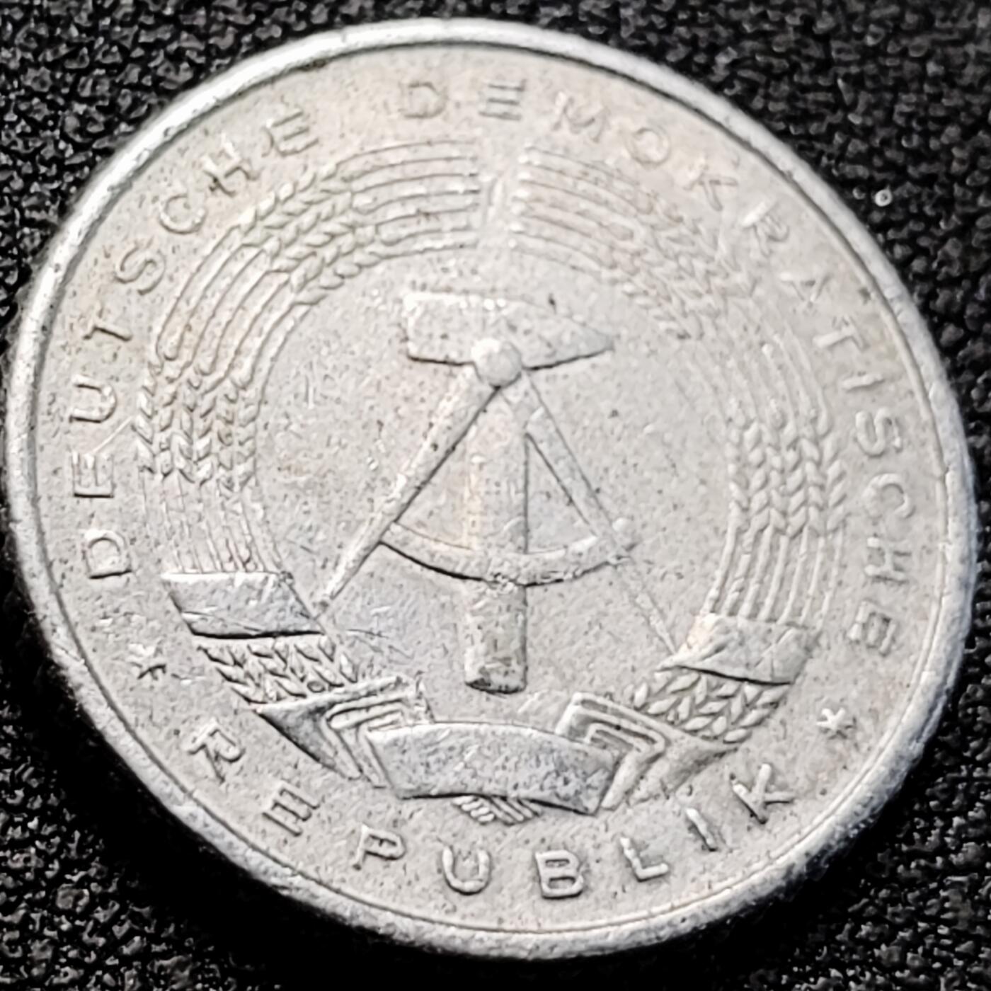 泉币菌-第200场- 新年快乐 新年第8场 本场拍品多 请提前出价（正月十五统一发货） 。