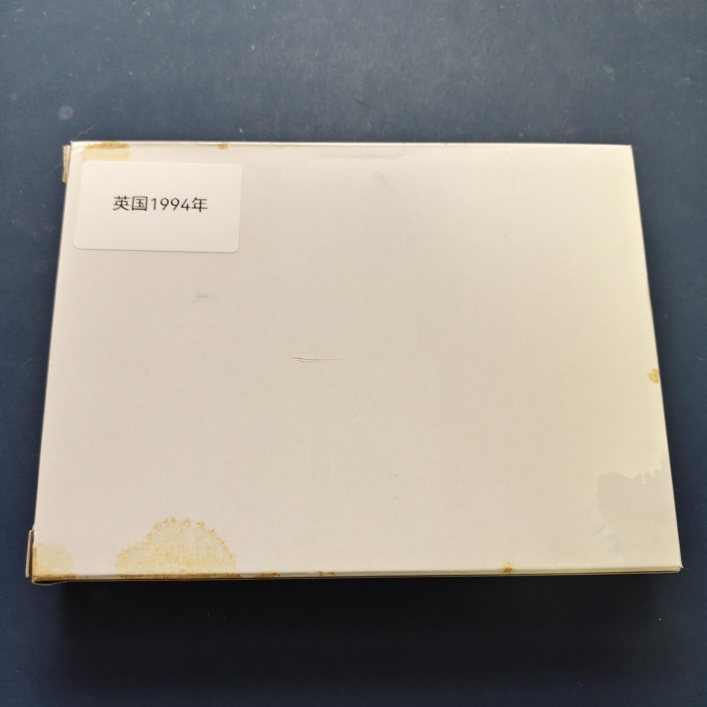 【全场包邮】纯粹捡漏拍507场-持续更新中 英国1994年官方蓝本精制套币-盒证全-含2镑英格兰银行300周年+1镑苏格兰狮徽+50便士D-DAY五十周年（获奖币）精制纪念币