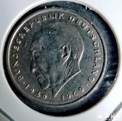 联邦德国1970年首任总理阿登纳头像2马克原光靓品纪念币 - 联邦德国1970年首任总理阿登纳头像2马克原光靓品纪念币