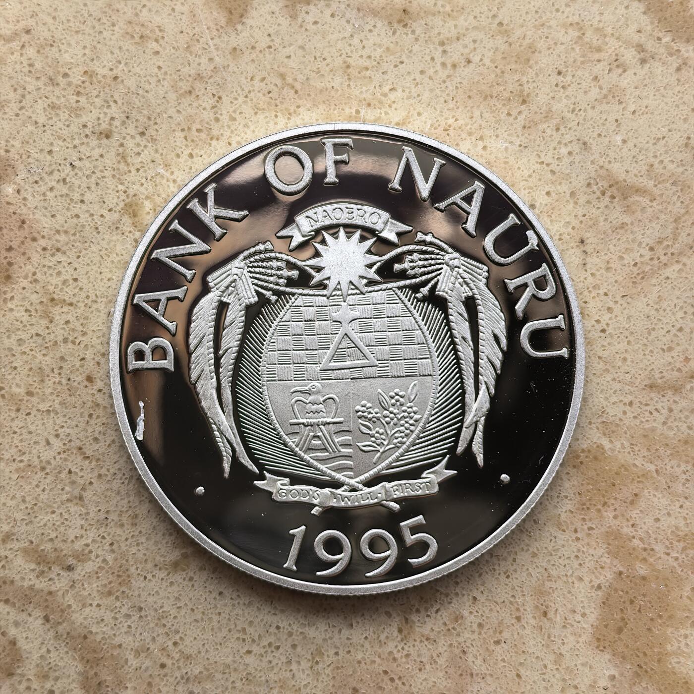 道一币馆币章第一百六十八场 瑙鲁1995年洛杉矶奥运会-举重10元精制银币 31.47g 925S 10000