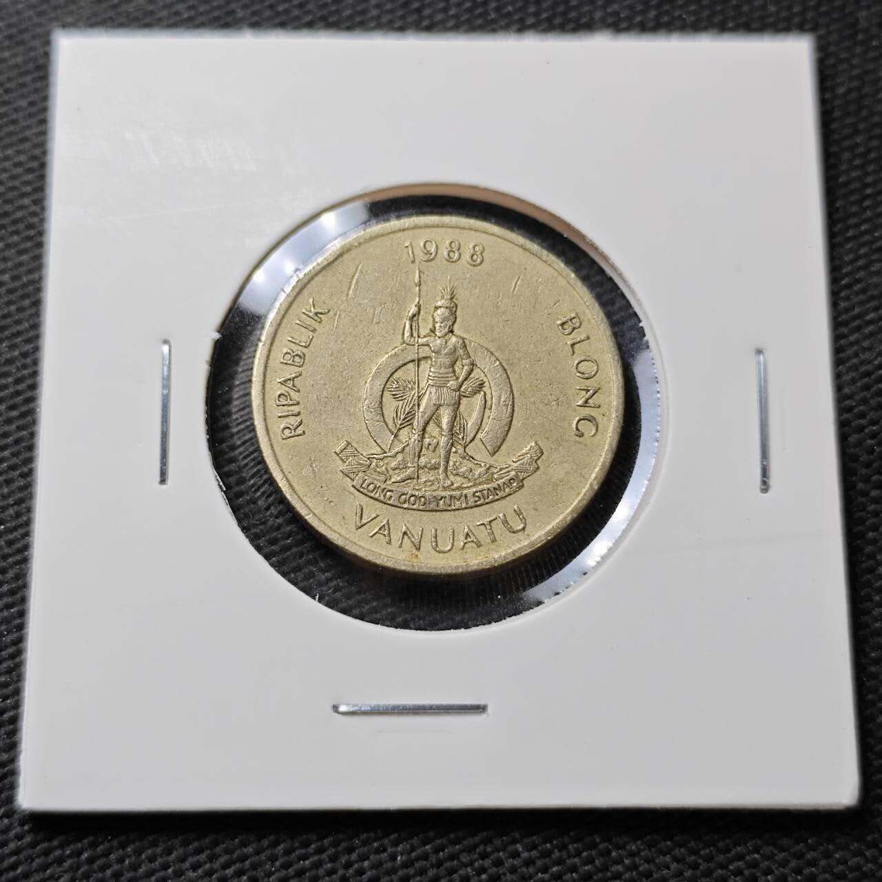 KK钱币收藏小铺  第396期  2月预留时间 周末发货  瓦努阿图100瓦图