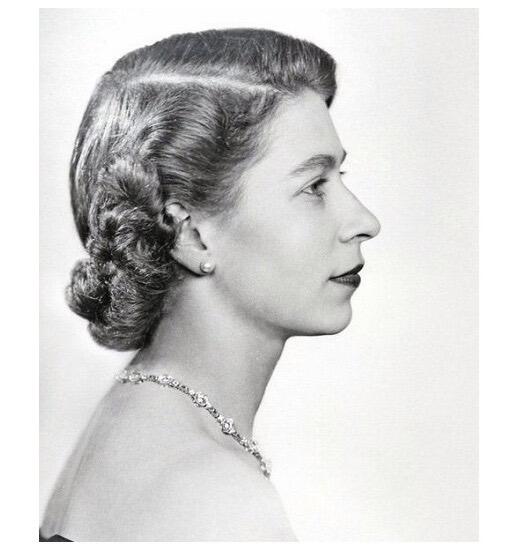 纯手工 单枚价 英国1970年伊丽莎白 镀金高浮雕精制币章吊坠 30MM