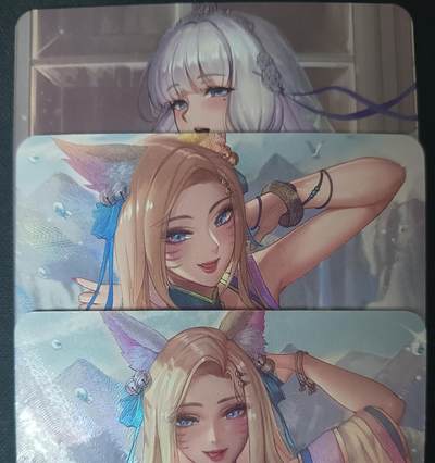 花开卡拍第61期（3月7号周六截拍，品控勿拍!!!拍品不寄存，运费5元（新疆需补运费差价或顺丰到付），自制卡难免瑕疵，可能存在轻微撞角爆边等出厂瑕疵，品控介意勿拍！） - 墨卡文创 枕边  3张艺术卡 彩闪