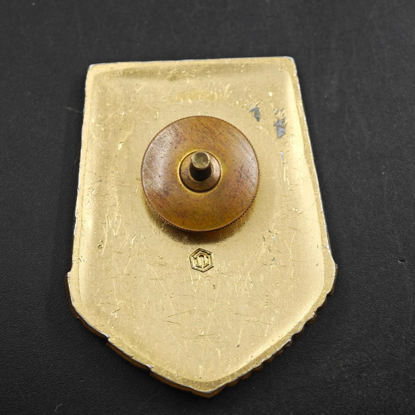 2月新年开工第一场徽章钱币专场