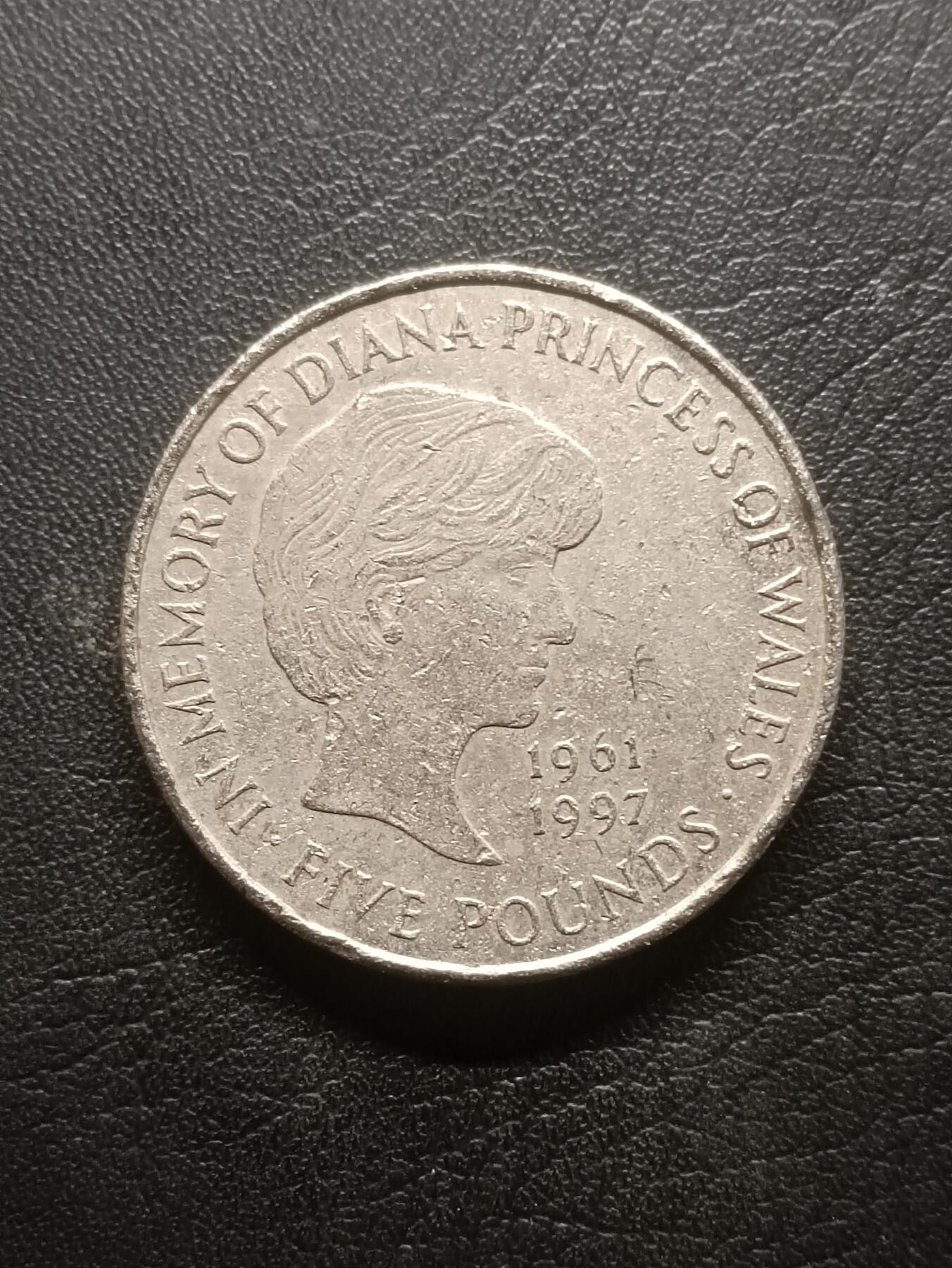 荟藏特别场次第三期——“社长的钢蹦堆” 英国1999年戴安娜王妃5镑白铜纪念币