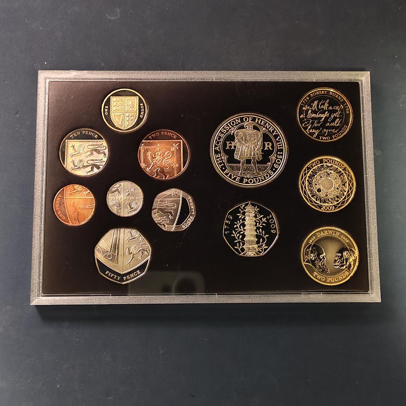 【全场包邮】纯粹捡漏拍507场-持续更新中 【重磅·邱园】英国2009年官方精制套币-5镑亨利八世登基500周年+50便士邱园250周年+2镑彭斯诞生250周年+2镑物种起源150周年+2镑机械时代-盒证全