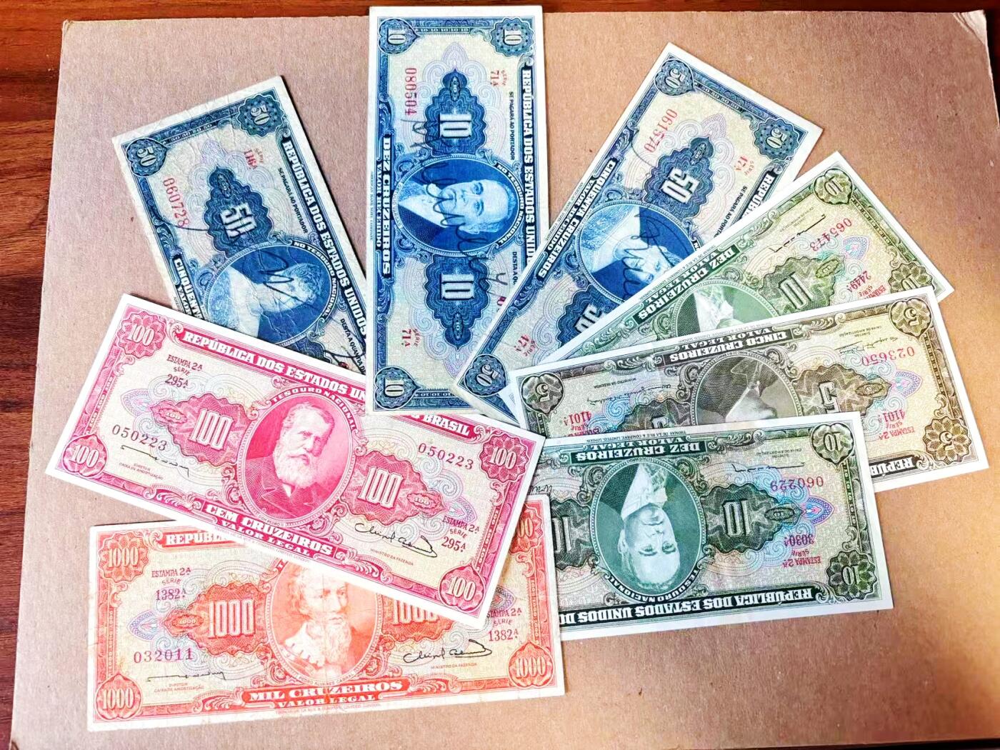 【Blue Auction】世界纸币精拍第788期——18级TOP拍卖/信誉/品质/专业/高效💫 【一组8张 含手签版】巴西 10-1000克鲁塞罗 设计精美 品相如图