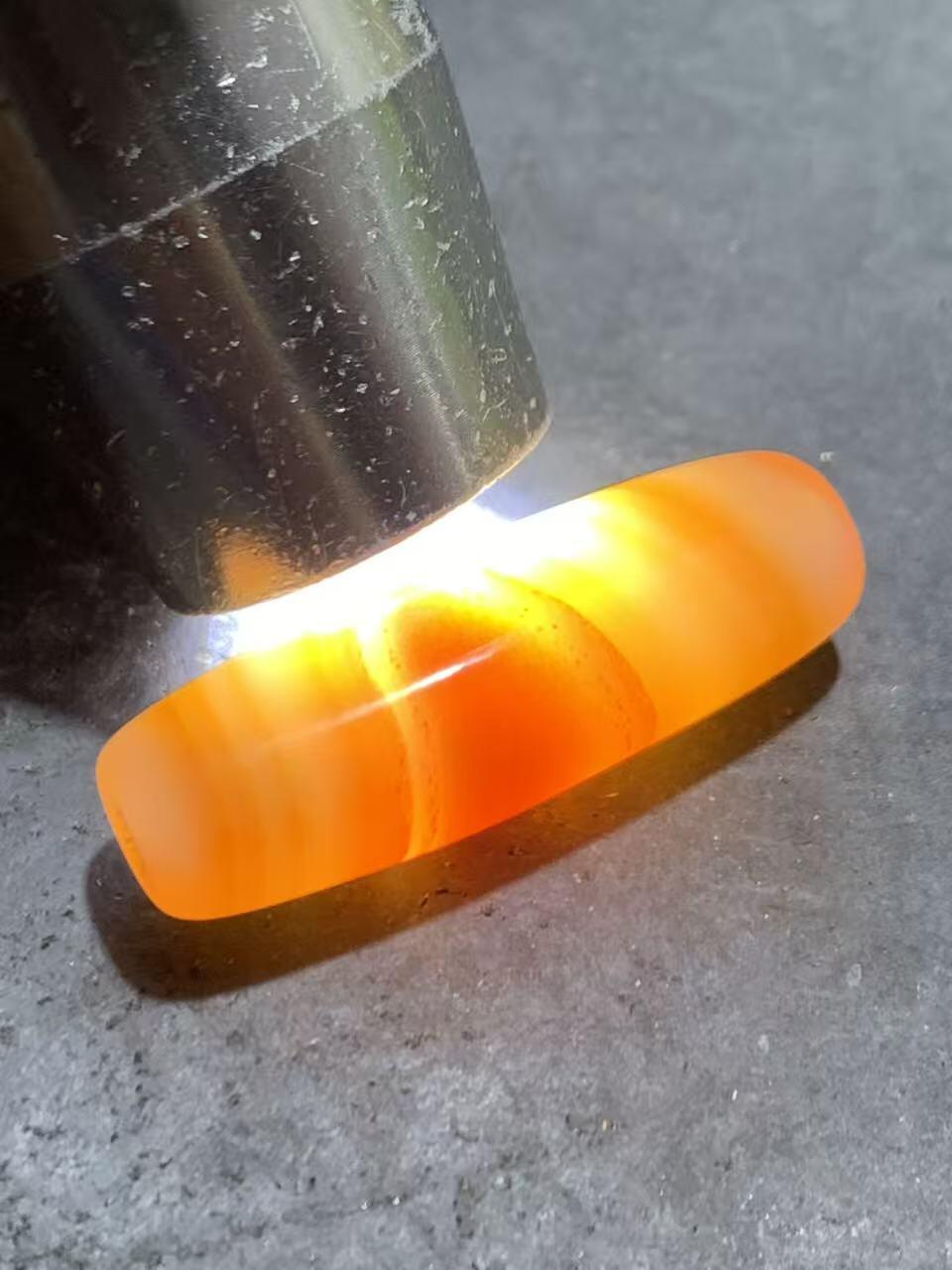 高玉化千层纹巴西玛瑙随形通货桶珠一个，，。