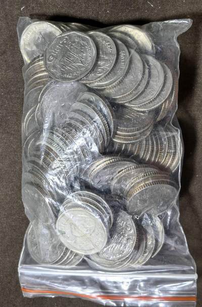 北京马甸外国币专卖第148期，外国币，中国早期纪念币专场，陆续上拍，欢迎关注 - 泰国5铢100枚，流通品