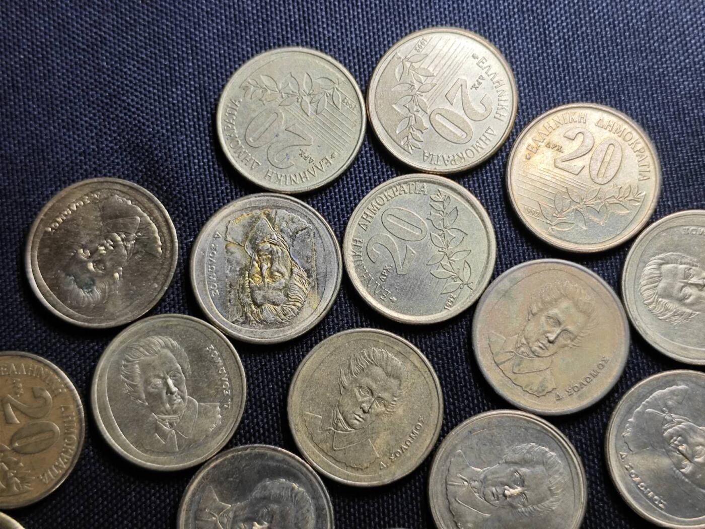 KK钱币收藏小铺   套币 批量/好品散币专场 2月预留时间 周末发货  希腊20德拉克马一组26枚