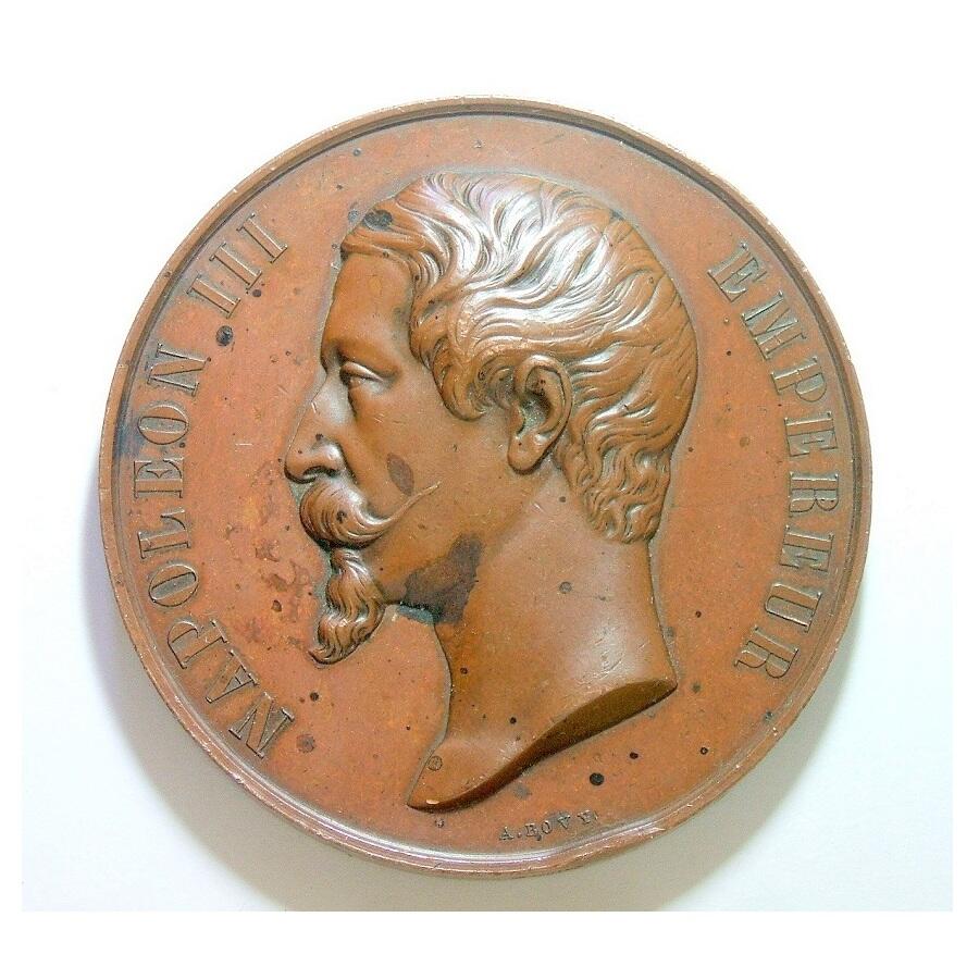 【旋风钱币】2月28日19:00准时开拍 精美欧洲币章、银币银章、第三帝国钱币等 全场包邮！ 【艺术】法国艺术大章1856年 拿破仑三世+众多和平女神 克里米亚战争签署停战协定 高浮雕精制超大铜章 76MM 196克