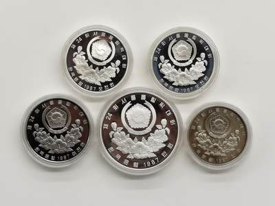 博洋堂世界钱币拍卖第162期（全场包邮） 韩国1988年5枚纪念币套 汉城奥运会-1X10000/2X5000/1X2000/1X1000韩元 面值大的三枚精制银币共计67.24克925银 盒证全