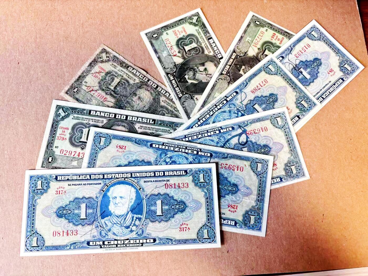 【Blue Auction】世界纸币精拍第788期——18级TOP拍卖/信誉/品质/专业/高效💫 【一组9张 均手签版】巴西 不同版本1克鲁塞罗 品相如图