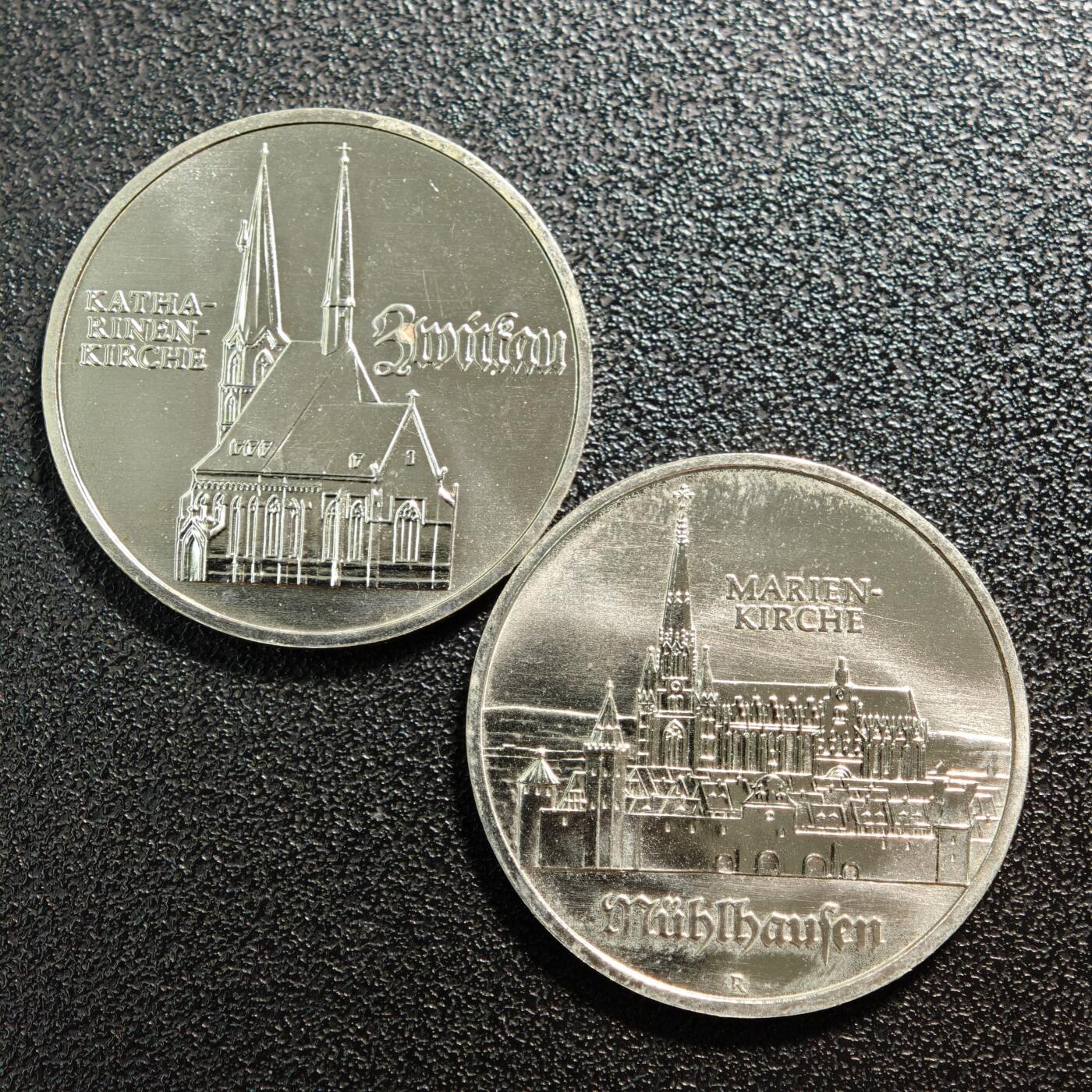 【德藏】世界币章拍卖第167期（拍品征集中~欢迎藏友联系） 2枚一组 1989年 东德茨维考凯瑟琳教堂5马克纪念镍币 及 1989年 东德托马斯·蒙策诞辰500周年5马克纪念镍币