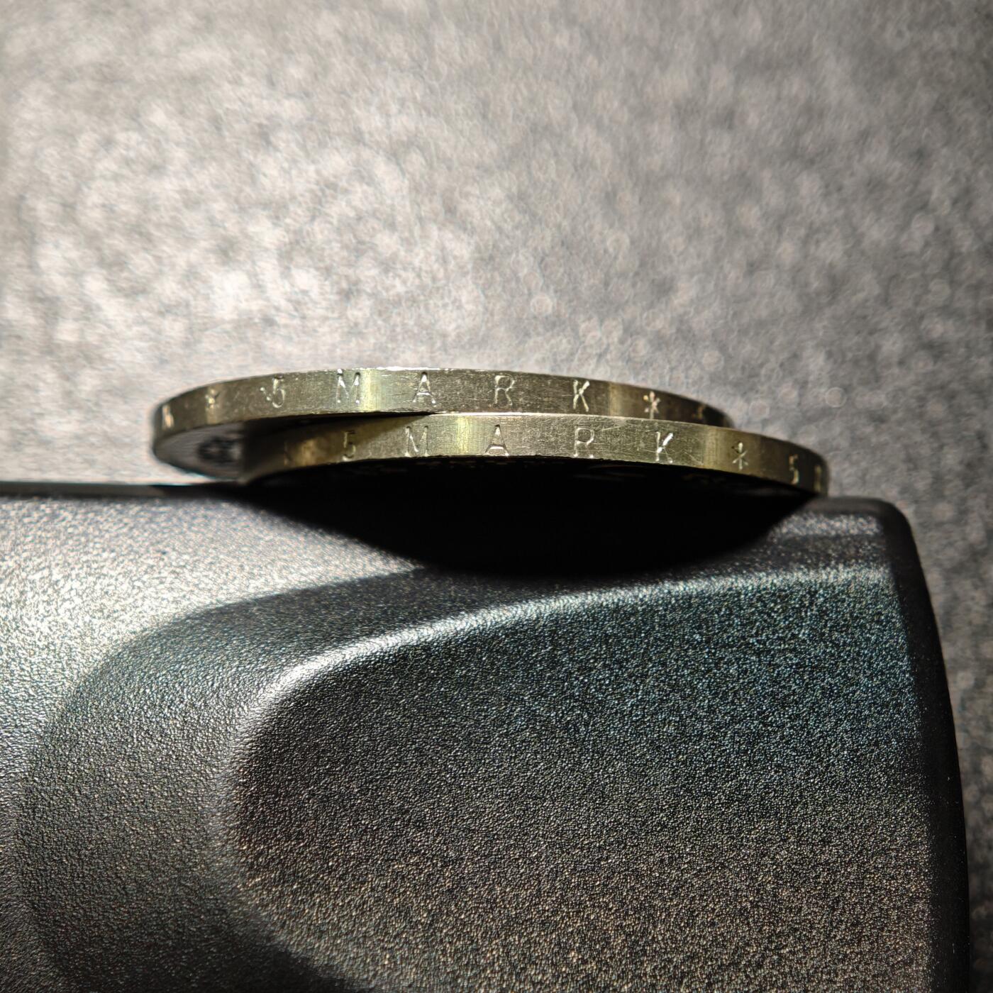 【德藏】世界币章拍卖第167期（拍品征集中~欢迎藏友联系） 2枚一组 1982年 东德歌德魏玛小屋5马克纪念镍币 及 1982年 东德图林根艾森纳赫城堡5马克纪念镍币