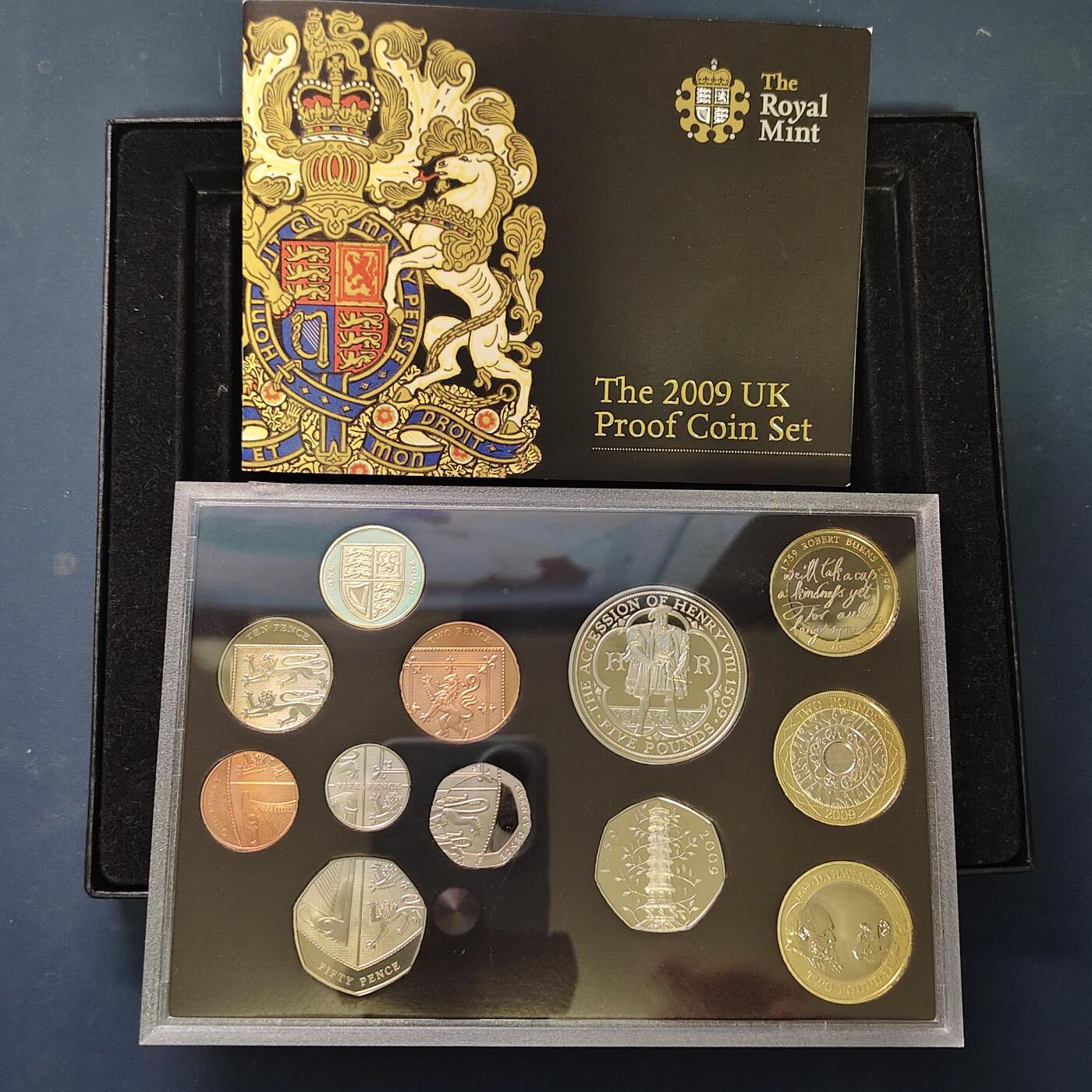 【全场包邮】纯粹捡漏拍507场-持续更新中 【重磅·邱园】英国2009年官方精制套币-5镑亨利八世登基500周年+50便士邱园250周年+2镑彭斯诞生250周年+2镑物种起源150周年+2镑机械时代-盒证全