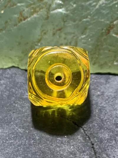 天然乌克兰蜜蜡唐八棱桶珠一个！ 天然乌克兰蜜蜡唐八棱桶珠一个！