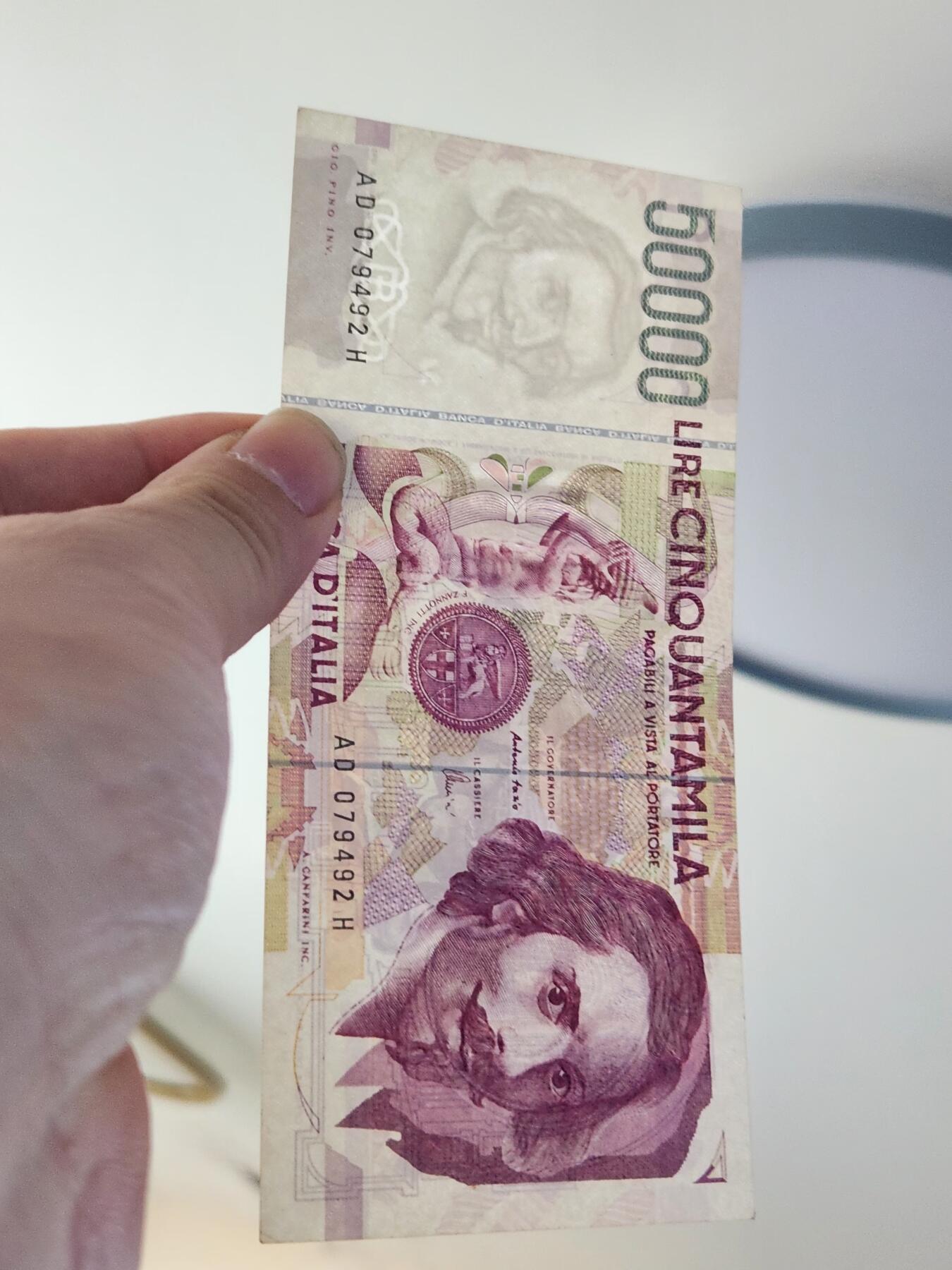 2月26号晚上8点 外国纸币自动截拍第31场