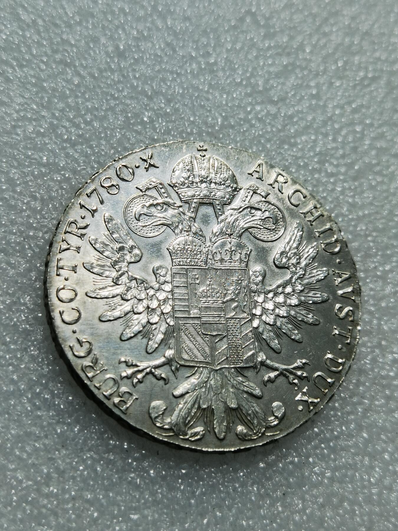 天下钱庄专场欢迎参拍 奥匈帝国大奶妈银币，官方后铸