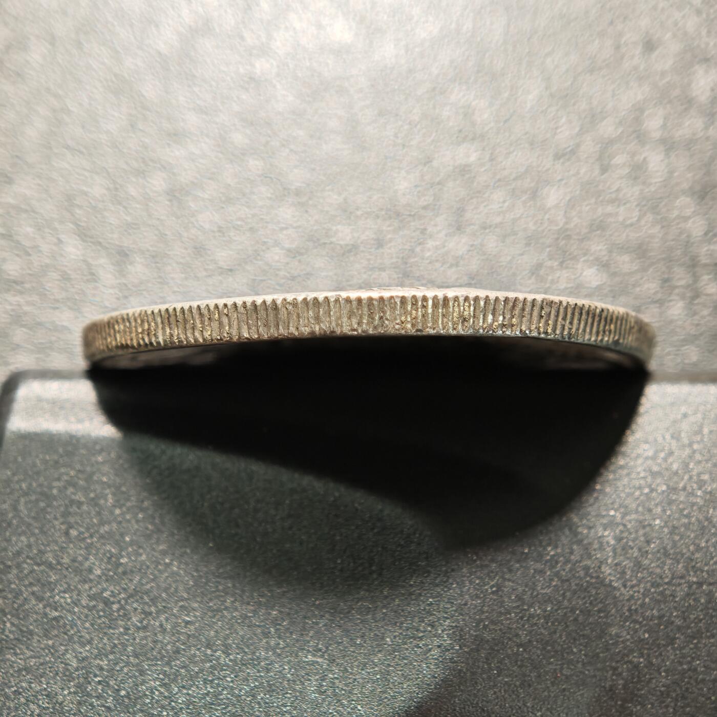 【德藏】世界币章拍卖第167期（拍品征集中~欢迎藏友联系） 1894年 日本明治二十七年龙洋一圆 900银 有戳 直径约：38.5mm；重约：26.5g