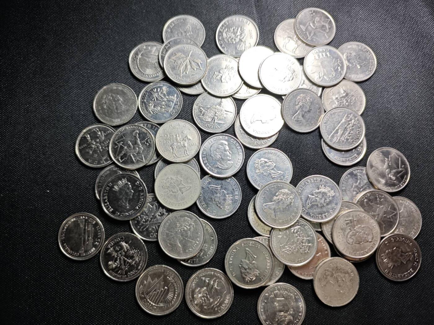 KK钱币收藏小铺   套币 批量/好品散币专场 2月预留时间 周末发货  加拿大25分纪念币一组61枚