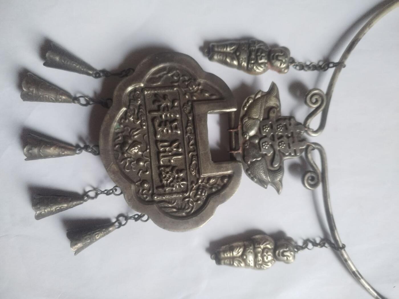 综合 银项圈 192克。评级物品，售出不退。