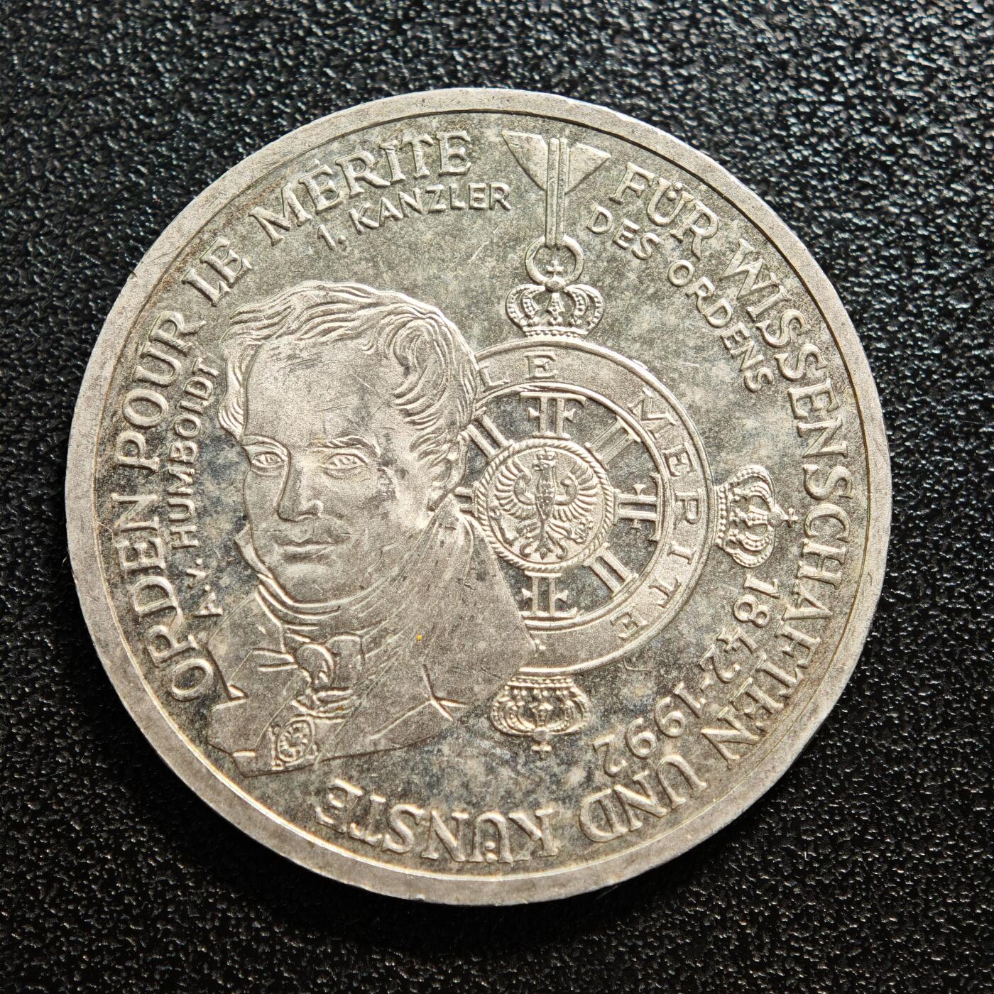 【德藏】世界币章拍卖第167期（拍品征集中~欢迎藏友联系） 1992年 德国普鲁士和德意志帝国军队最高功勋蓝马克斯勋章设立150周年10马克纪念银币 直径约：32.4mm；重约：15.4g