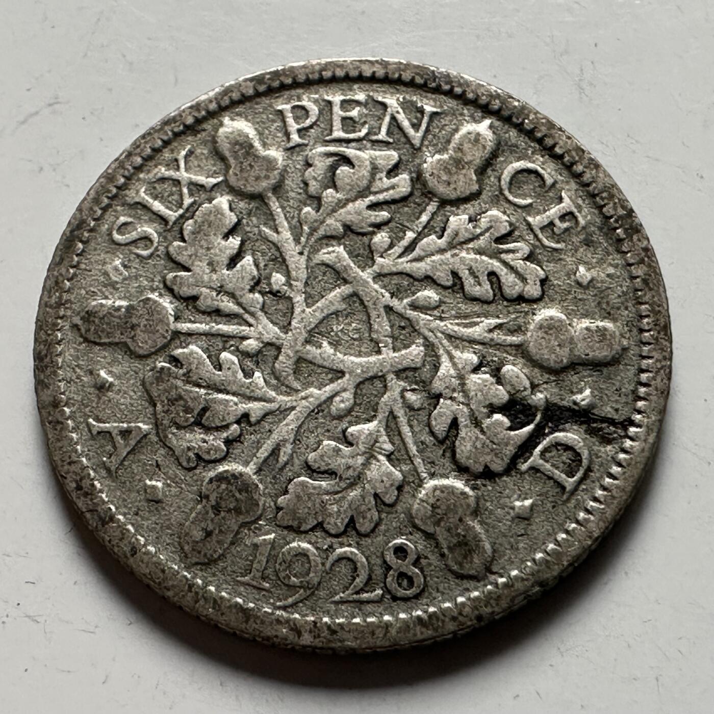 🌹外币初藏🌹🐯2026年第22场  每周二四六晚8️⃣点 接代拍 英国1928年六便士银币 2.8克50%银