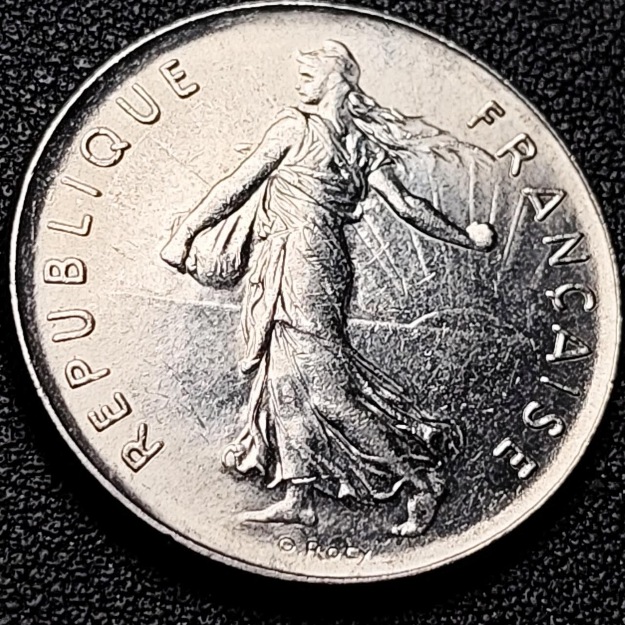 泉币菌-第201场- 新年快乐 新年第9场 本场拍品多 请提前出价（正月十五统一发货） 。