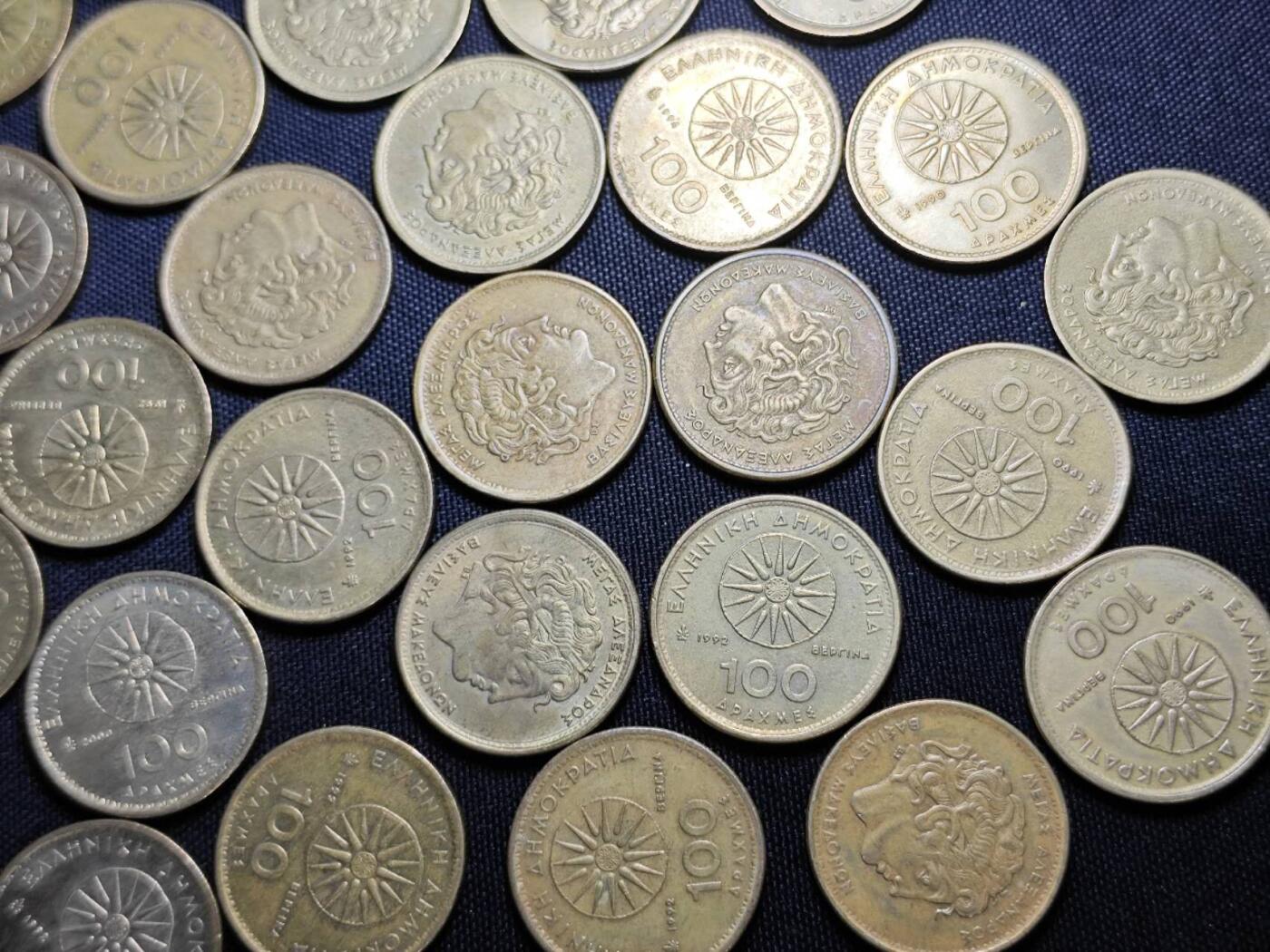 KK钱币收藏小铺   套币 批量/好品散币专场 2月预留时间 周末发货  希腊100德拉克马一组33枚