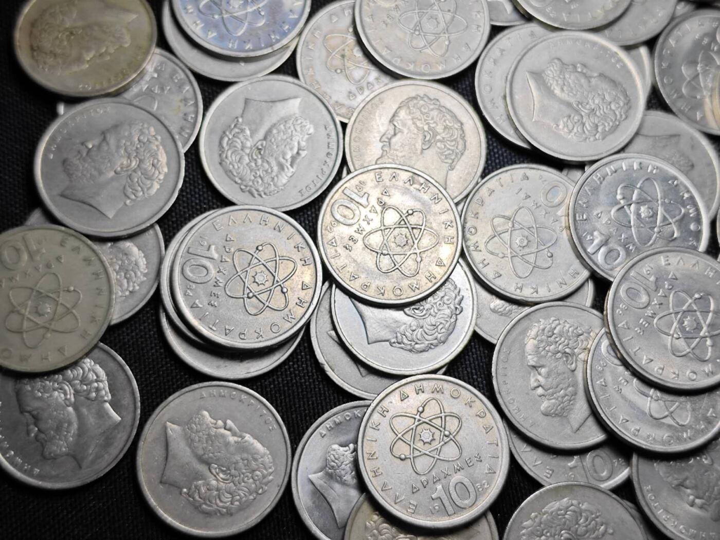 KK钱币收藏小铺   套币 批量/好品散币专场 2月预留时间 周末发货  希腊10德拉克马111枚一组