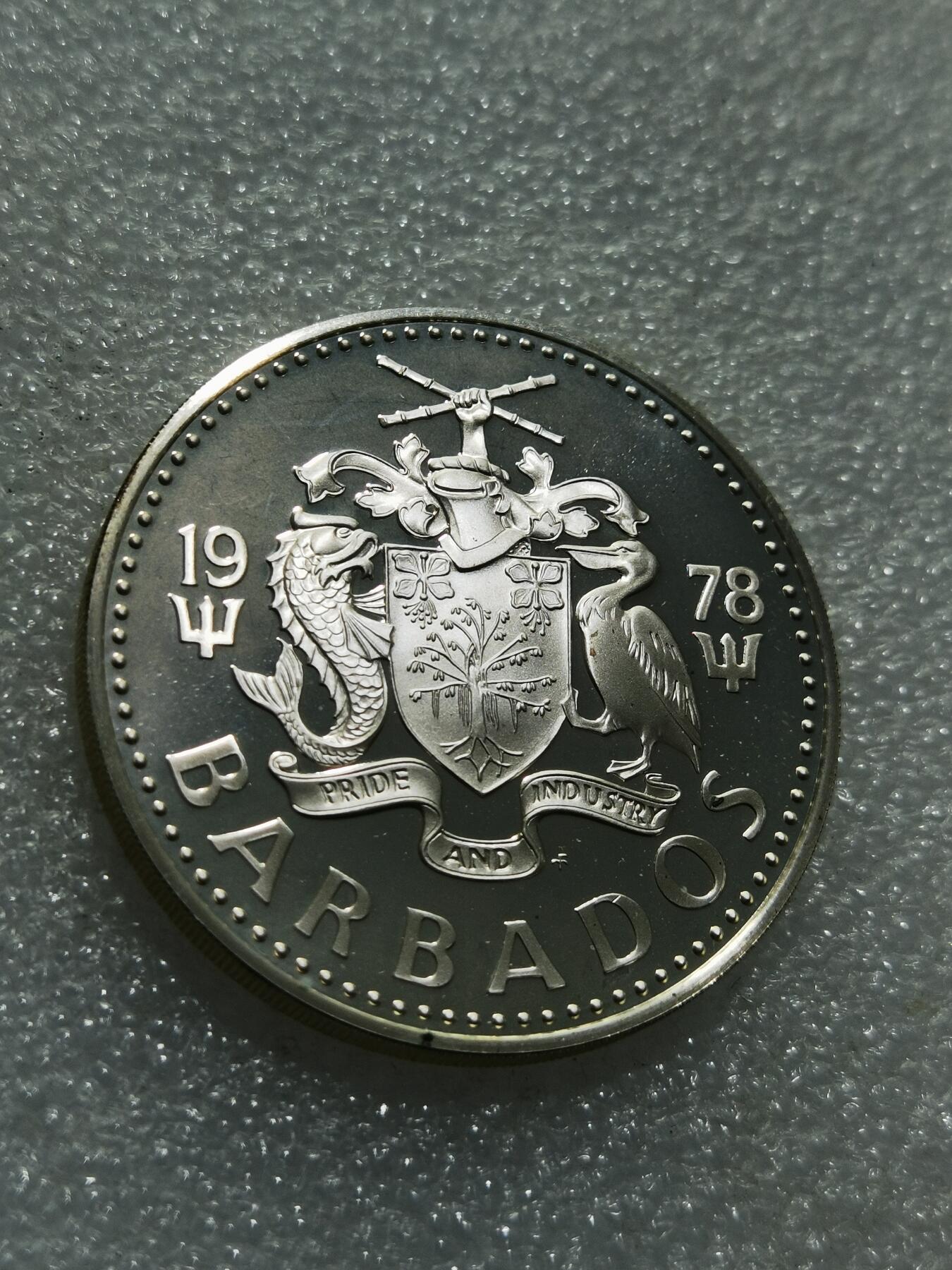 天下钱庄专场欢迎参拍 巴巴多斯精制纪念银币