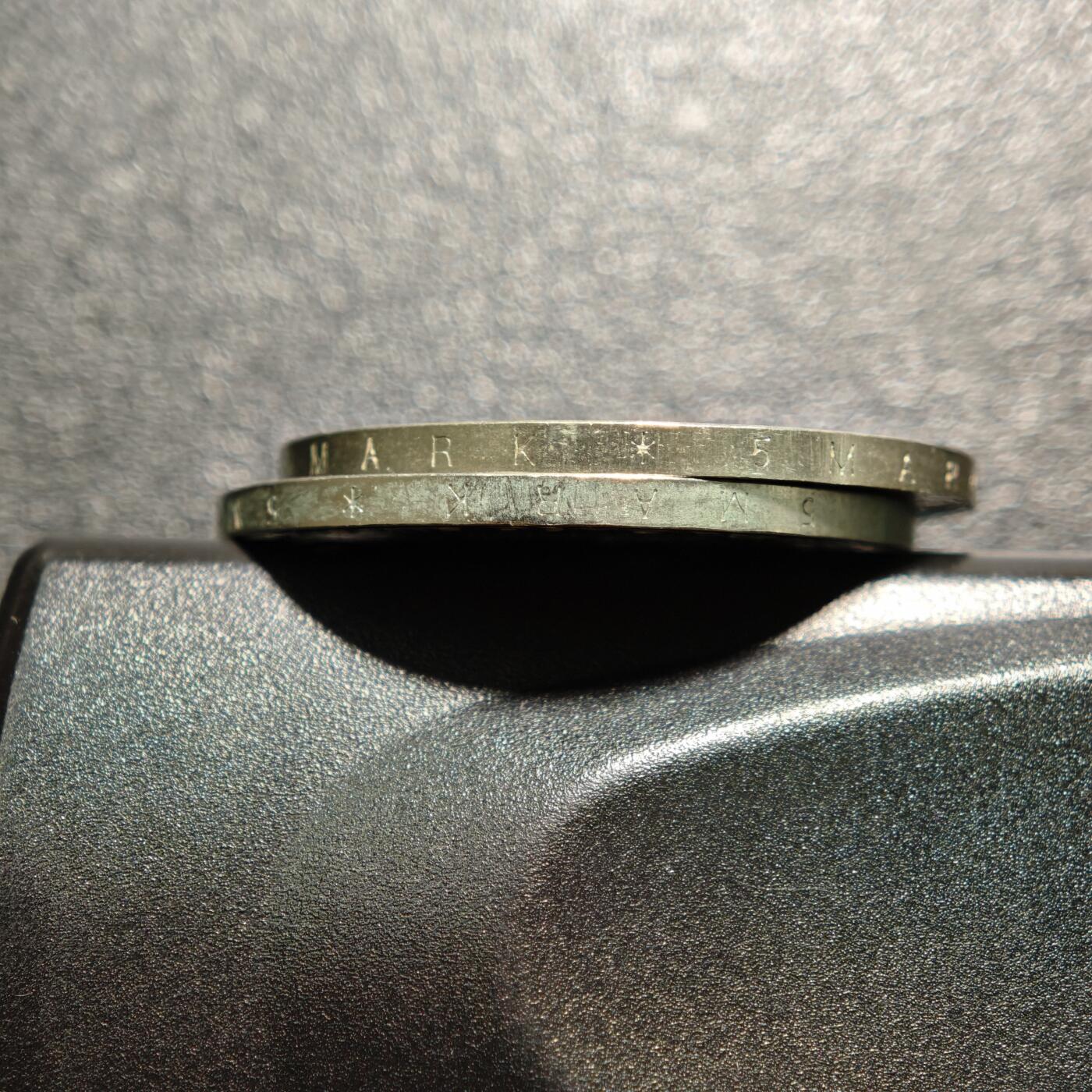 【德藏】世界币章拍卖第167期（拍品征集中~欢迎藏友联系） 2枚一组 1990年 东德邮政500周年5马克纪念镍币 及 1990年 东德柏林历史博物馆5马克纪念镍币