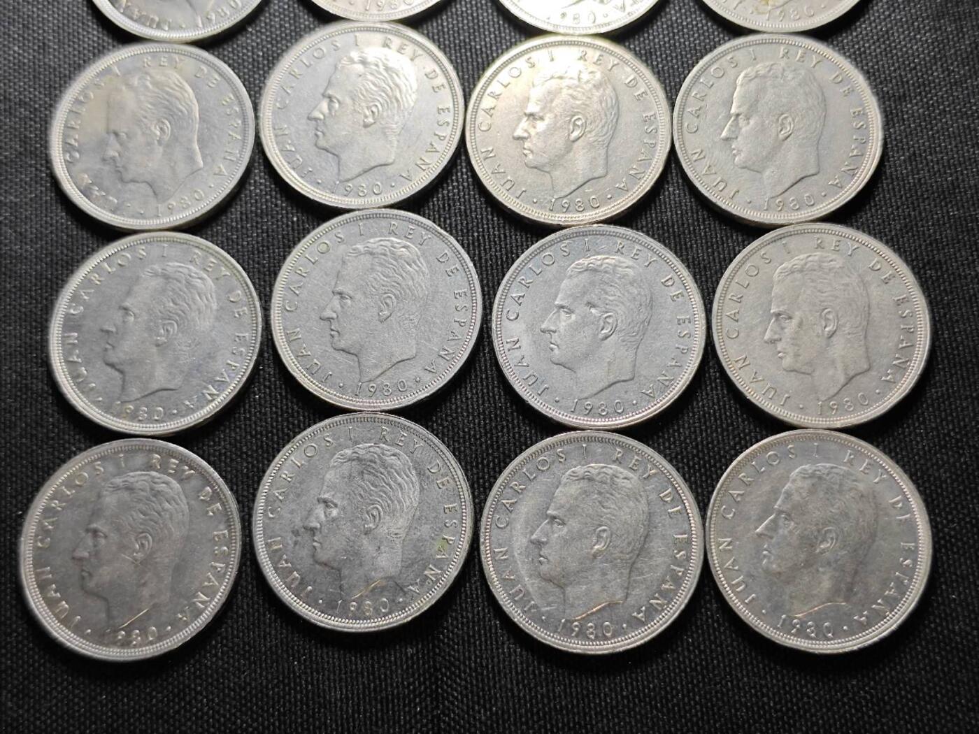 KK钱币收藏小铺   套币 批量/好品散币专场 2月预留时间 周末发货  西班牙50比塞塔纪念币 一组16枚