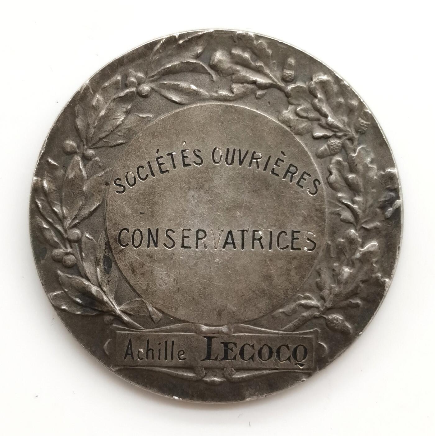 博洋堂世界钱币拍卖第162期（全场包邮） 法国新艺术大师博泰L.Bottee的经典戎装玛丽安娜银章，边铭丰饶角1argent，直径36mm，20.8克950银，品相非常好，有原装纸盒