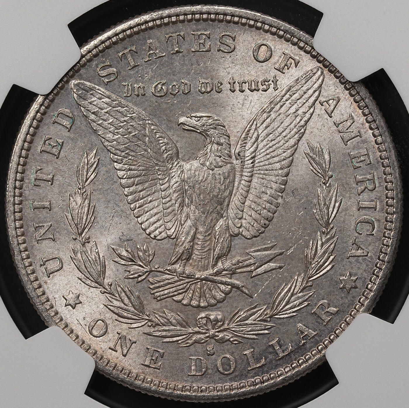 修遠堂世界钱币第106期，请看参拍说明 NGC MS65 1882年美国摩根大银币 S厂铭，NGC指导价230美金