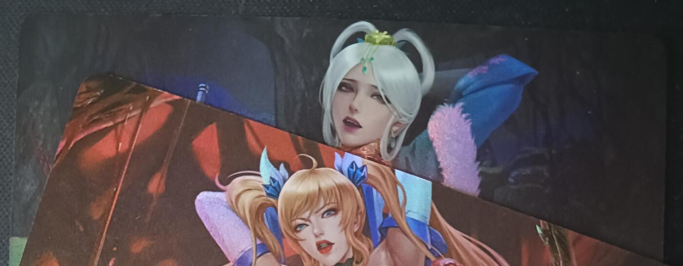 花开卡拍第61期（3月7号周六截拍，品控勿拍!!!拍品不寄存，运费5元（新疆需补运费差价或顺丰到付），自制卡难免瑕疵，可能存在轻微撞角爆边等出厂瑕疵，品控介意勿拍！） 墨卡文创 LGD 2张 艺术卡 彩闪