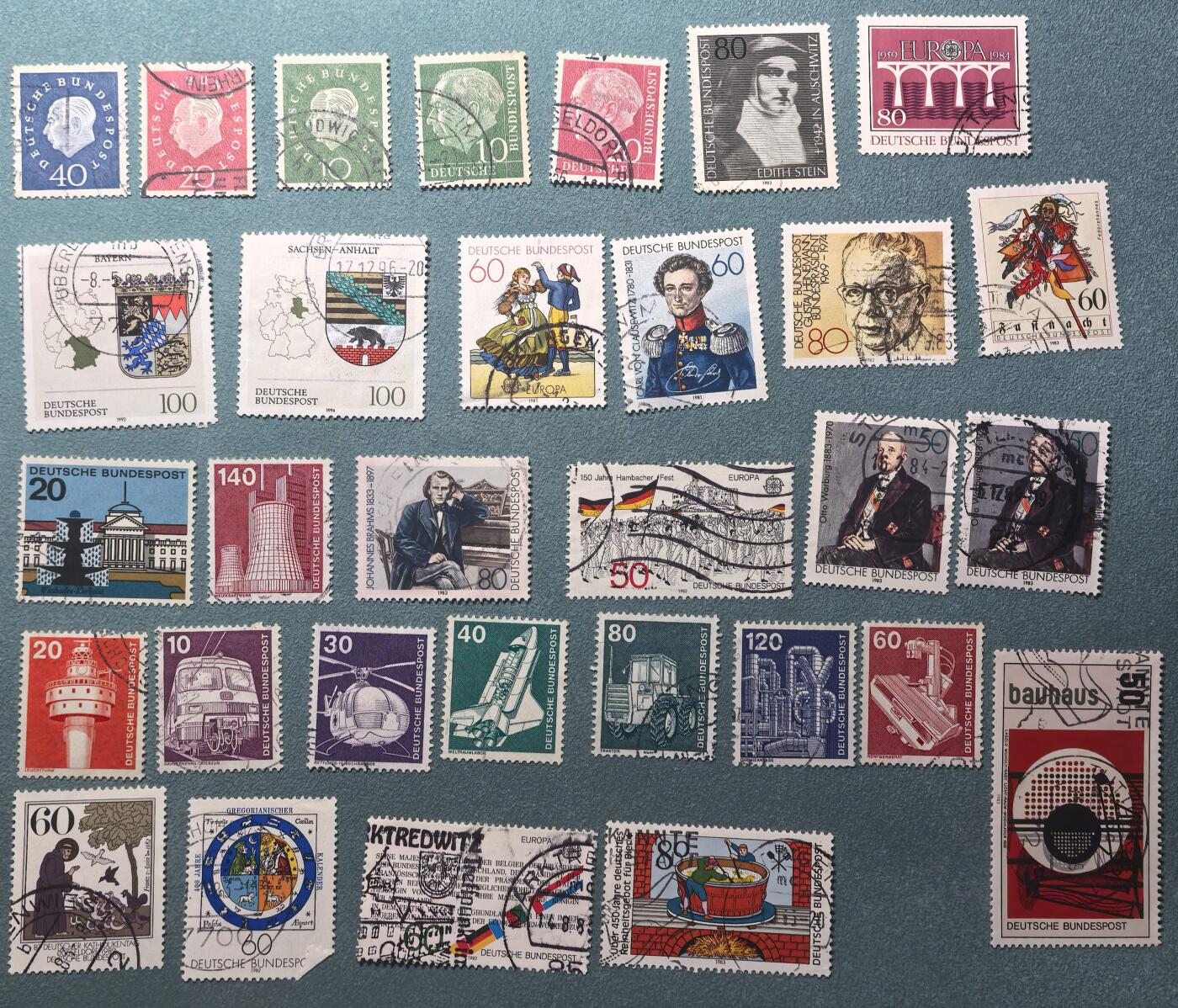 盛世勋华——号角文化勋章邮票专场拍卖第307期 联邦德国邮政 不同时期发行邮票 30枚