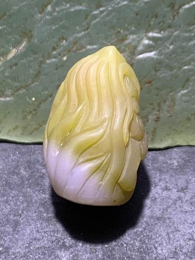 精美高玉化亚光盐源玛瑙手工雕刻九尾狐珠一颗 精美高玉化亚光盐源玛瑙手工雕刻九尾狐珠一颗