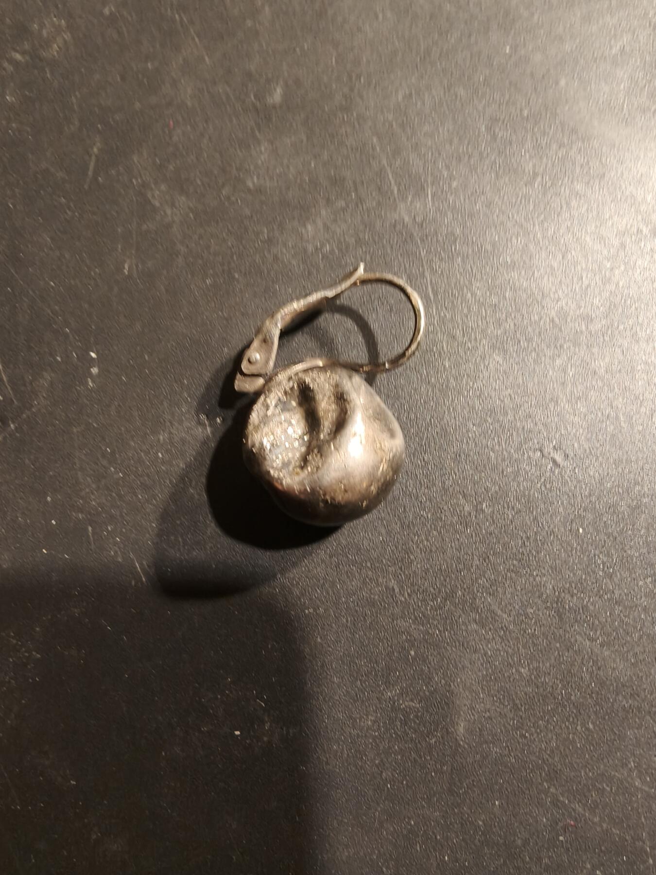 老王徽章第185期 法国小银件    925银     2.7g