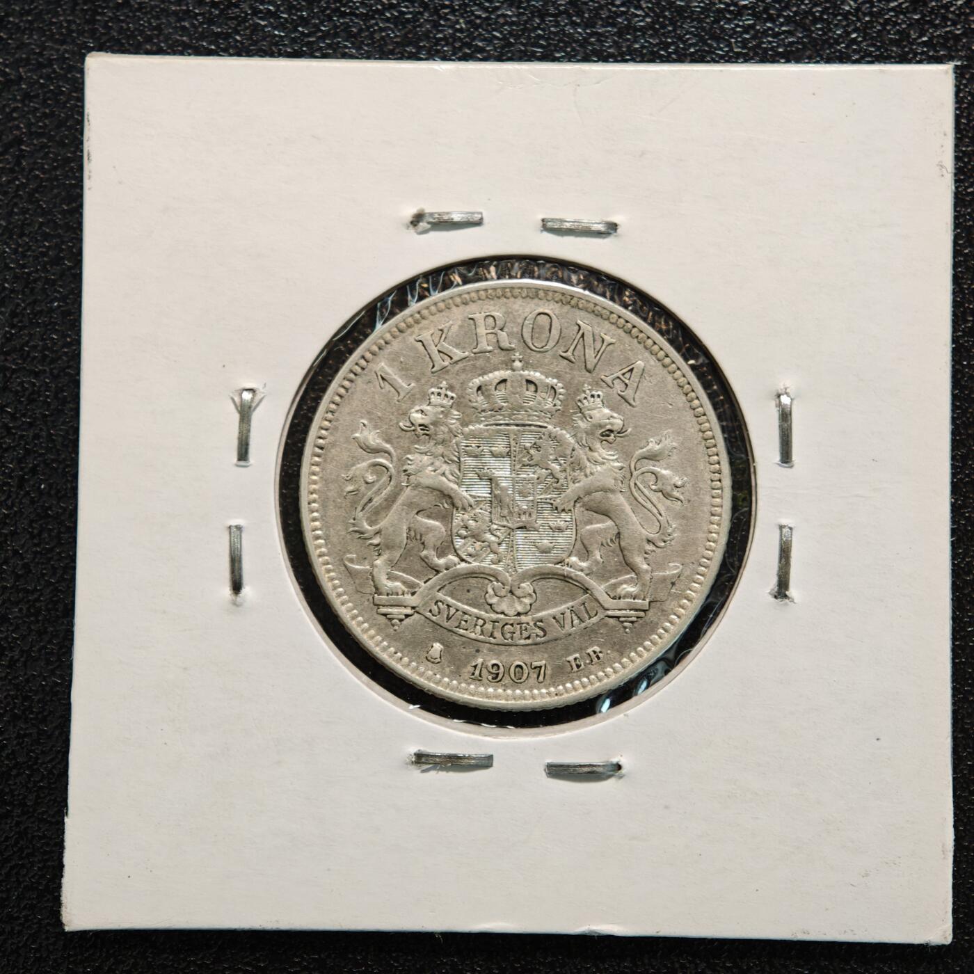 【德藏】世界币章拍卖第166期（拍品征集中~欢迎藏友联系） 老藏家集藏系列之- 4枚一组 1952年 瑞典50欧尔银币 及 1955年 瑞典10偶尔银币 及 1952年 瑞典25欧尔银币 及 1907年 瑞典800银1克朗银币 入册20余年·附有当年购入价