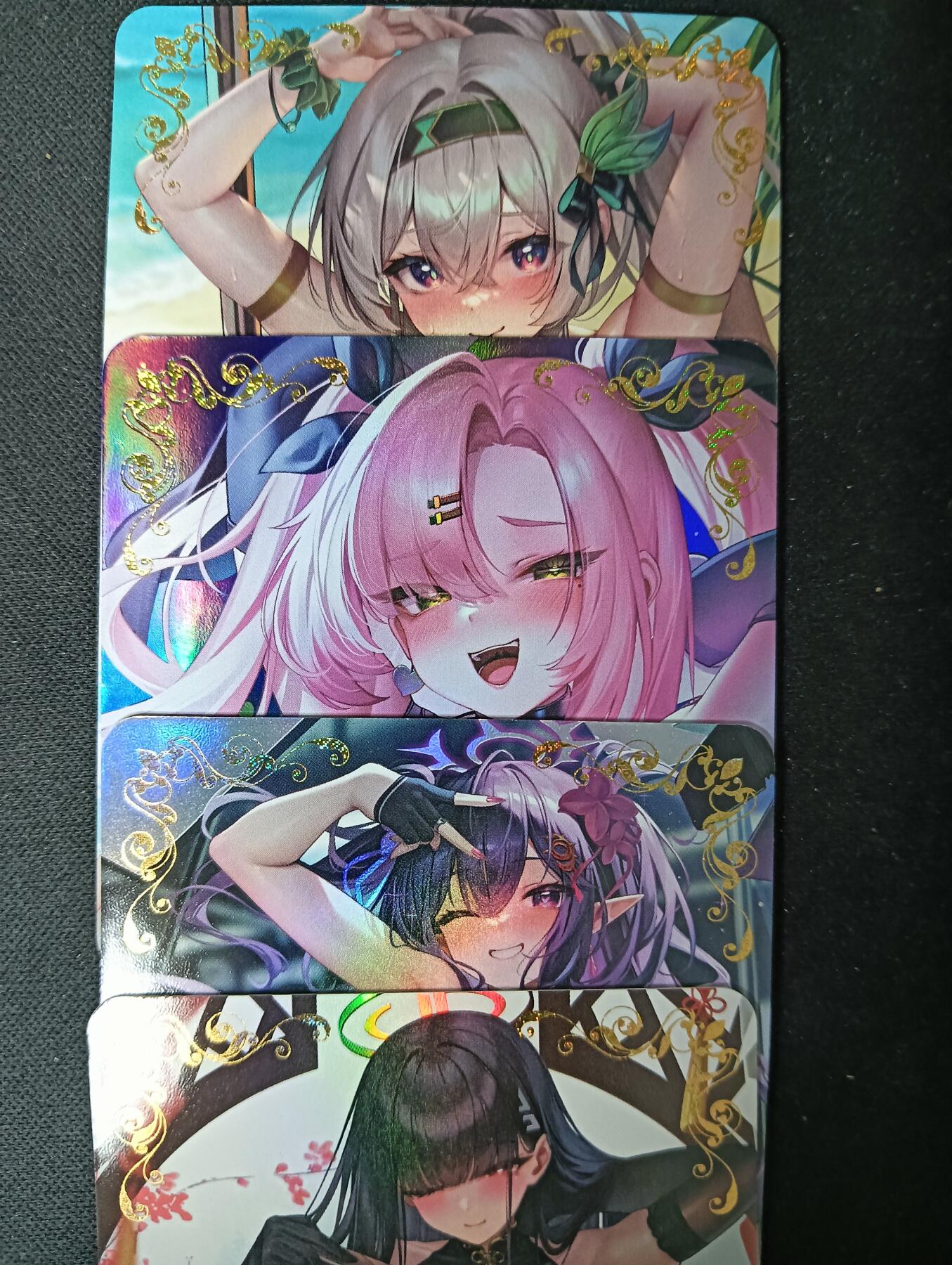 花开卡拍第61期（3月7号周六截拍，品控勿拍!!!拍品不寄存，运费5元（新疆需补运费差价或顺丰到付），自制卡难免瑕疵，可能存在轻微撞角爆边等出厂瑕疵，品控介意勿拍！） 茉莉 画师小套 4张 金沙闪