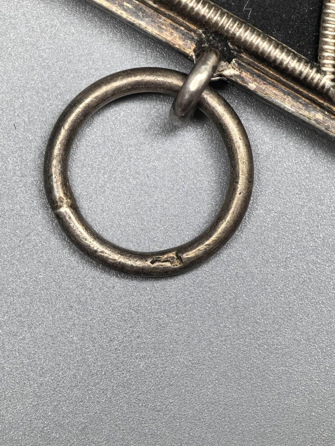 小驴勋章奖章收藏2月28日周六晚七点拍卖（调休临时调整，珍爱和平，收藏战争，铭记历史，勿忘国耻，忠党爱国。有偿代拍，送拍规则在简介最后，参拍须阅读规则后再参拍，关系到运费包装发货时效真假辨别等关键信息，拍卖时不再发原图，看大图店主微信码在拍卖店铺介绍里）